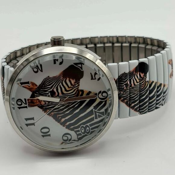 White Zebra Men’s Watch - Picture 3 of 4